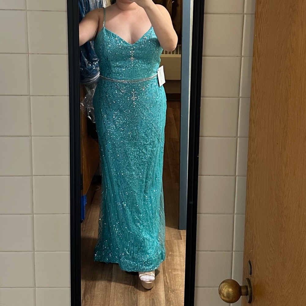 Landa Dress #K344